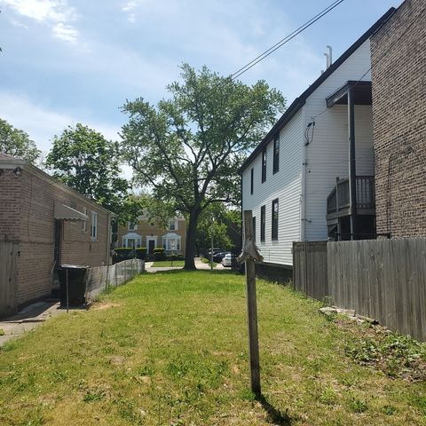 5962 W Iowa Street, Chicago, IL 60651
