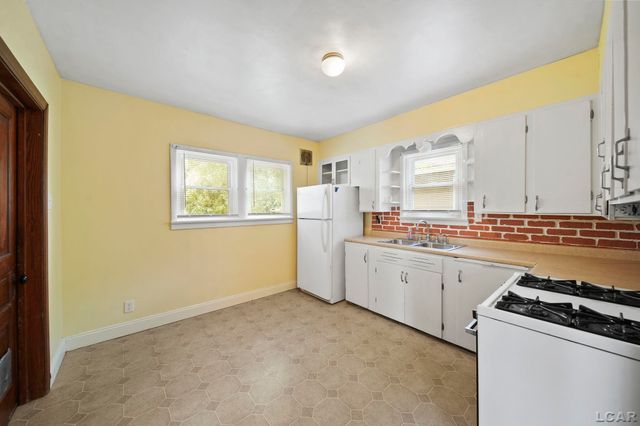 446 Allis Street, Adrian, MI 49221