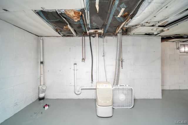 446 Allis Street, Adrian, MI 49221