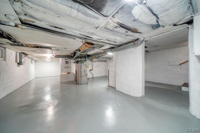 446 Allis Street, Adrian, MI 49221