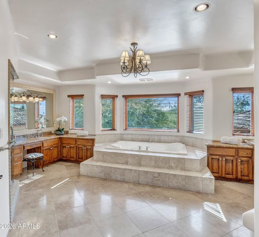 10040 E HAPPY VALLEY Road 450, Scottsdale, AZ 85255