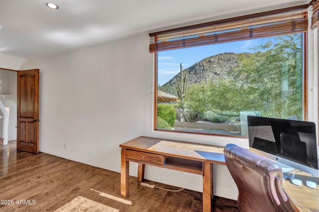 10040 E HAPPY VALLEY Road 450, Scottsdale, AZ 85255