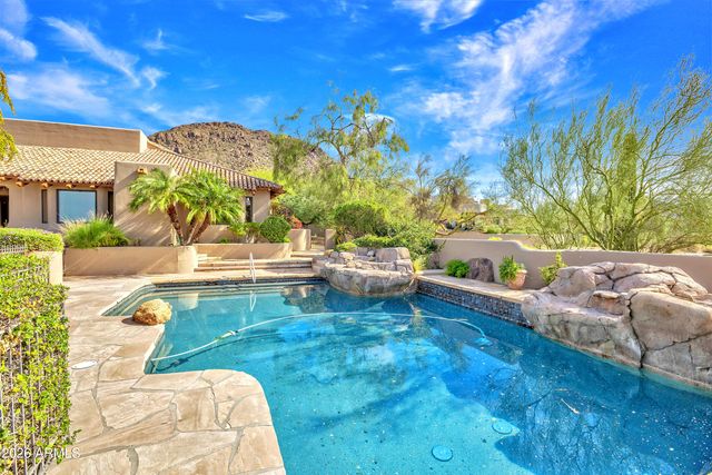 10040 E HAPPY VALLEY Road 450, Scottsdale, AZ 85255