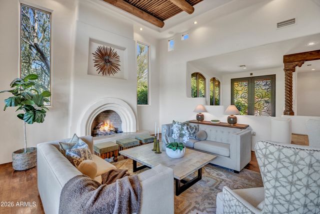 10040 E HAPPY VALLEY Road 450, Scottsdale, AZ 85255