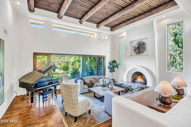 10040 E HAPPY VALLEY Road 450, Scottsdale, AZ 85255