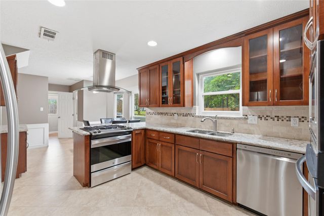 12635 Ivyforest Drive, Cypress, TX 77429