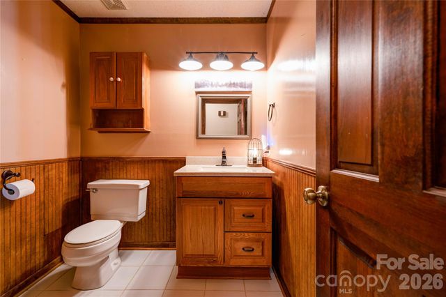 719 W Zion Church Road, Shelby, NC 28150