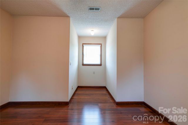 719 W Zion Church Road, Shelby, NC 28150