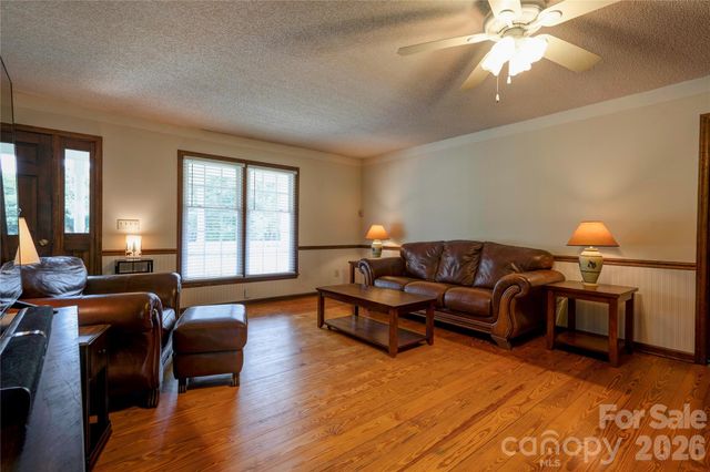719 W Zion Church Road, Shelby, NC 28150