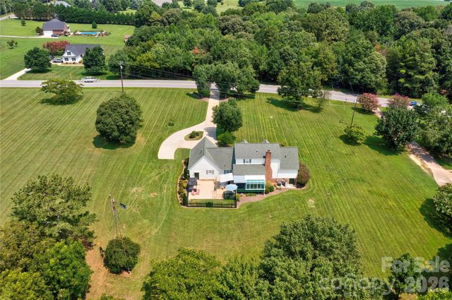 719 W Zion Church Road, Shelby, NC 28150