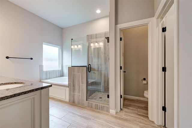 1516 Boathouse Road, Edmond, OK 73034