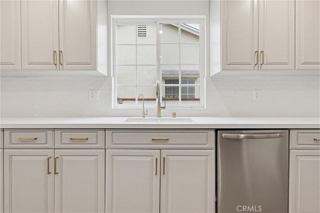 5225 Babcock, Valley Village, CA 91607