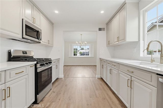 5225 Babcock, Valley Village, CA 91607