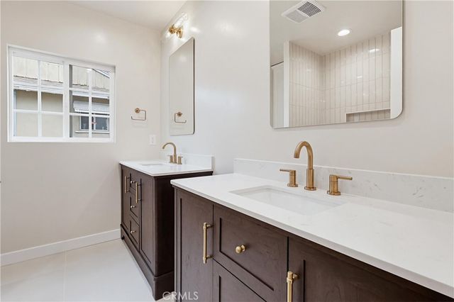 5225 Babcock, Valley Village, CA 91607
