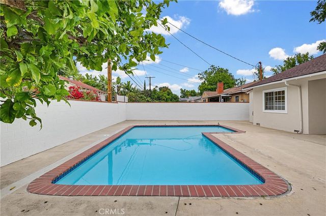 5225 Babcock, Valley Village, CA 91607