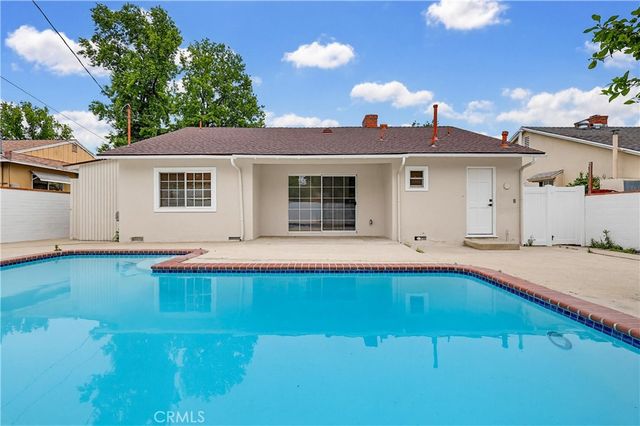 5225 Babcock, Valley Village, CA 91607