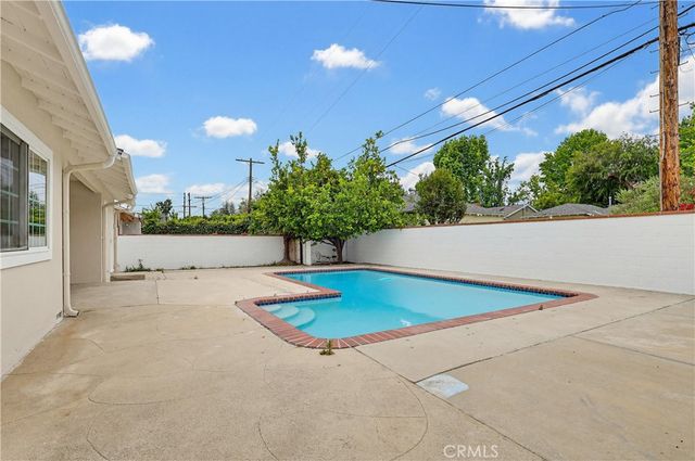 5225 Babcock, Valley Village, CA 91607