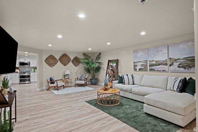 1352 W 900 S, Mapleton, UT 84664