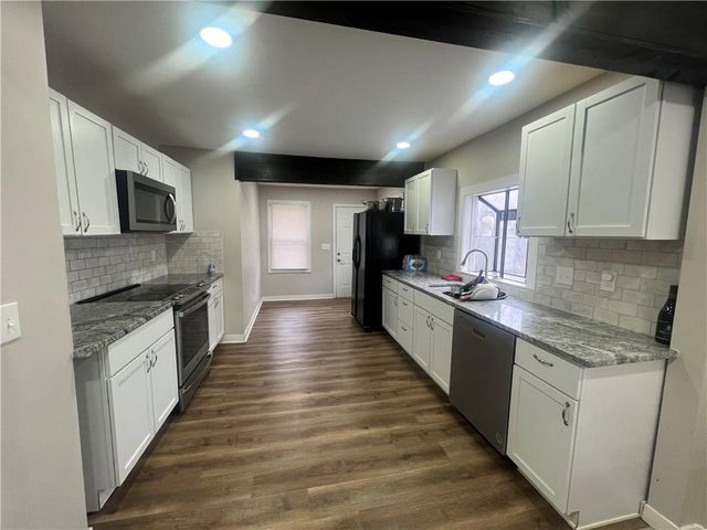 3081 N 21st Street, Kansas City, KS 66104