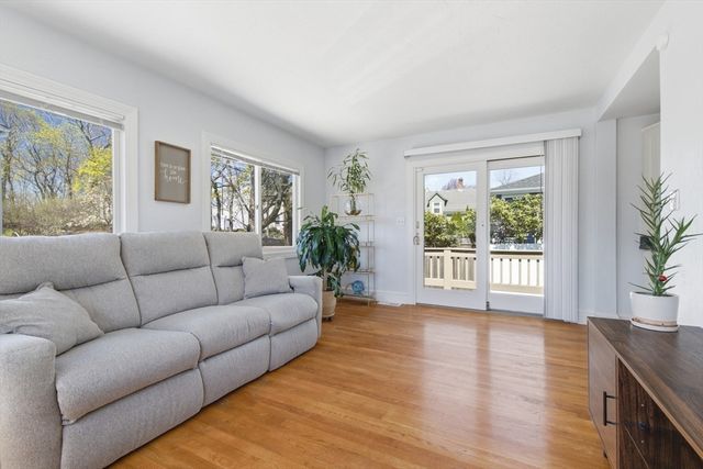233 West St, Quincy, MA 02169