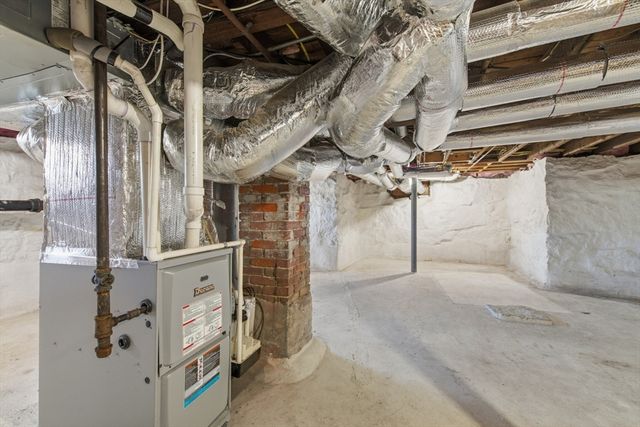 233 West St, Quincy, MA 02169