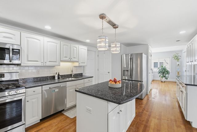 233 West St, Quincy, MA 02169