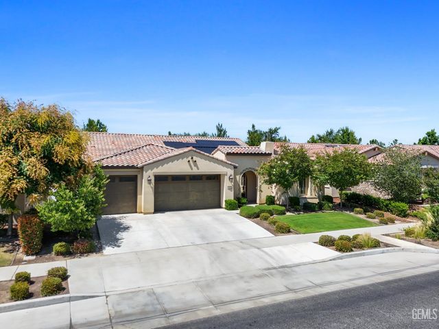 13514 Pixton Avenue, Bakersfield, CA 93311