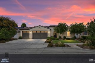 13514 Pixton Avenue, Bakersfield, CA 93311