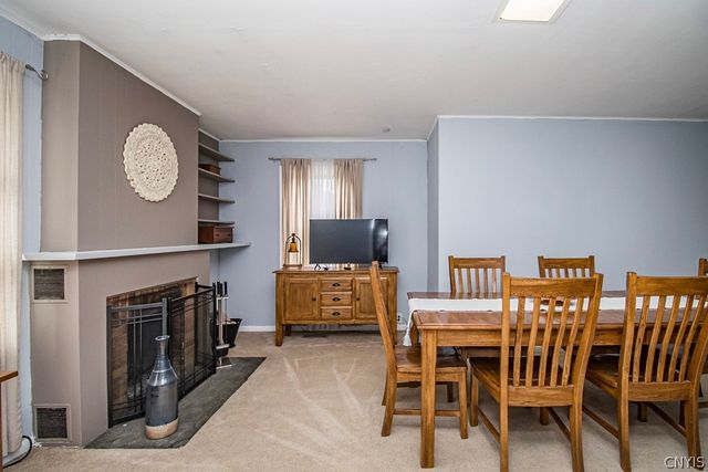 316 Washburn Drive, Dewitt, NY 13057