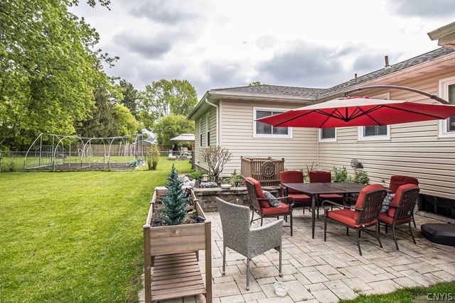 316 Washburn Drive, Dewitt, NY 13057
