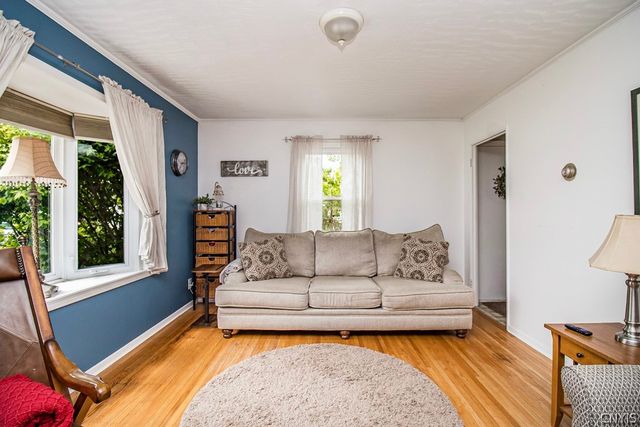 316 Washburn Drive, Dewitt, NY 13057