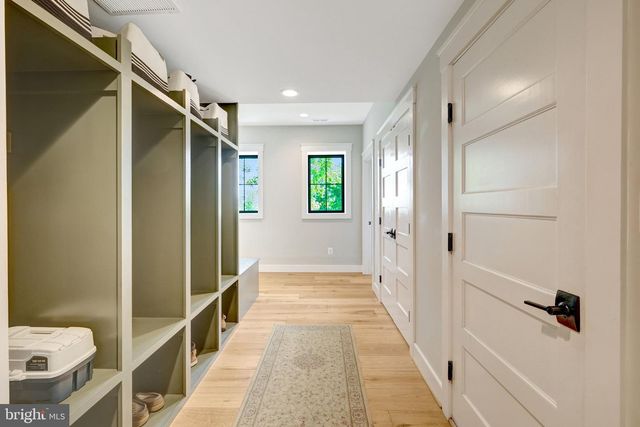 18360 TURNBERRY DR, Round Hill, VA 20141