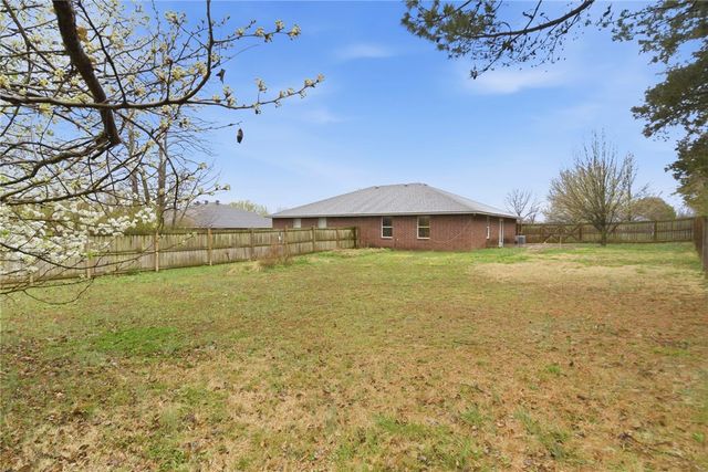 932 Curtis Avenue, Fayetteville, AR 72701