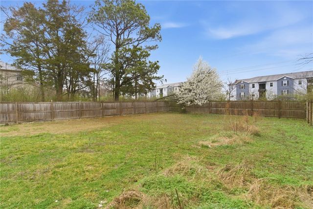 932 Curtis Avenue, Fayetteville, AR 72701
