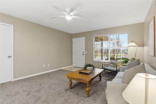 932 Curtis Avenue, Fayetteville, AR 72701