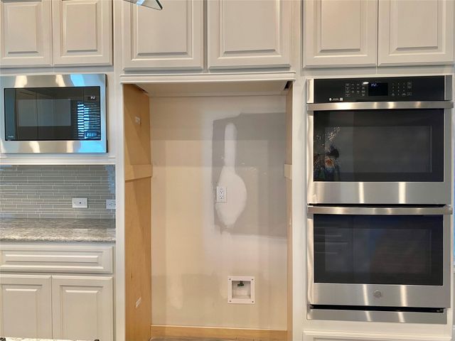 2916 Libretto Reach Drive, Spring, TX 77386