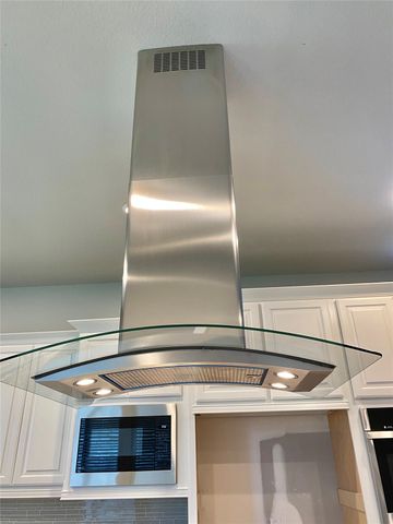 2916 Libretto Reach Drive, Spring, TX 77386