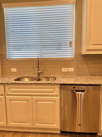 2916 Libretto Reach Drive, Spring, TX 77386