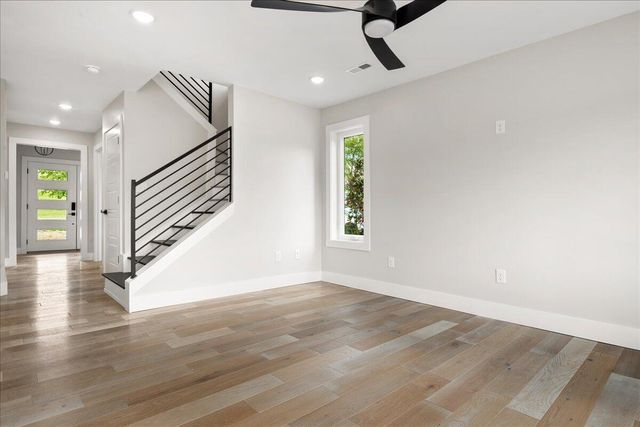 145 Crooked Creek Drive Drive, London, KY 40744