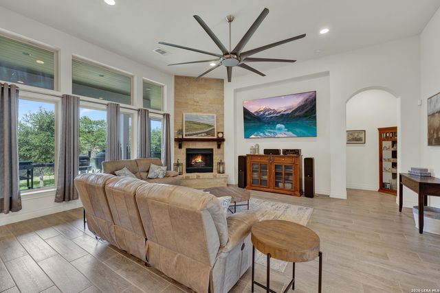 1150 DIRETTO DR, New Braunfels, TX 78132