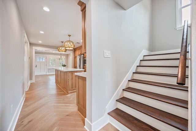 1104 Walton Street, Houston, TX 77009