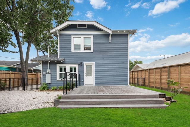 1104 Walton Street, Houston, TX 77009