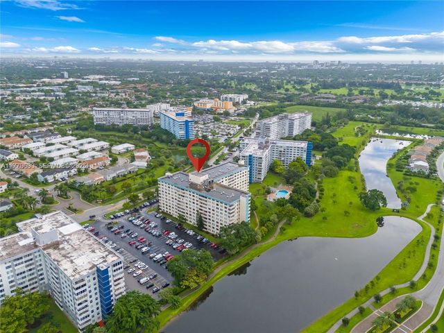 4330 Hillcrest Dr 304 304, Hollywood, FL 33021