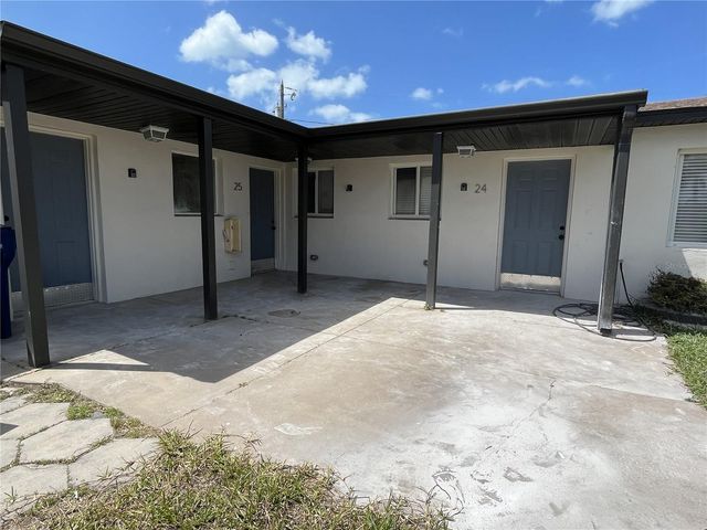 24 LYNN WAY 24, Madeira Beach, FL 33708