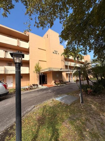 1301 NE 191st Street F110, Miami, FL 33179