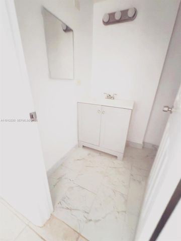 1301 NE 191st Street F110, Miami, FL 33179