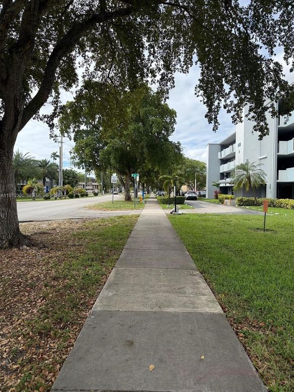 1301 NE 191st Street F110, Miami, FL 33179