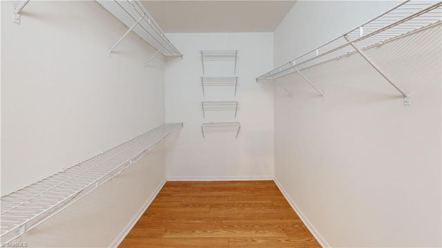 2428 Somerset Place Drive, Winston-salem, NC 27103