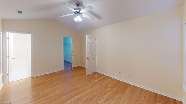 2428 Somerset Place Drive, Winston-salem, NC 27103
