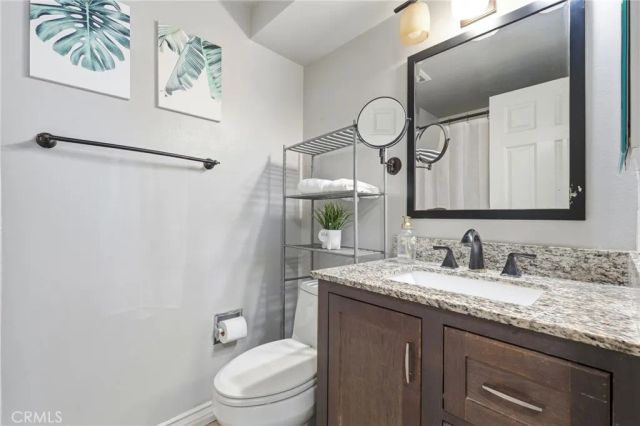 23943 Via Flamenco, Valencia, CA 91355